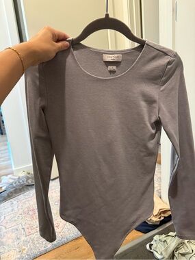 Aritzia Women’s Long-Sleeve Gray Bodysuit